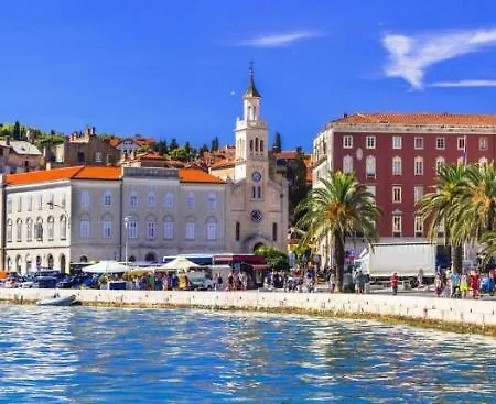 Cosy In Centar Apartment